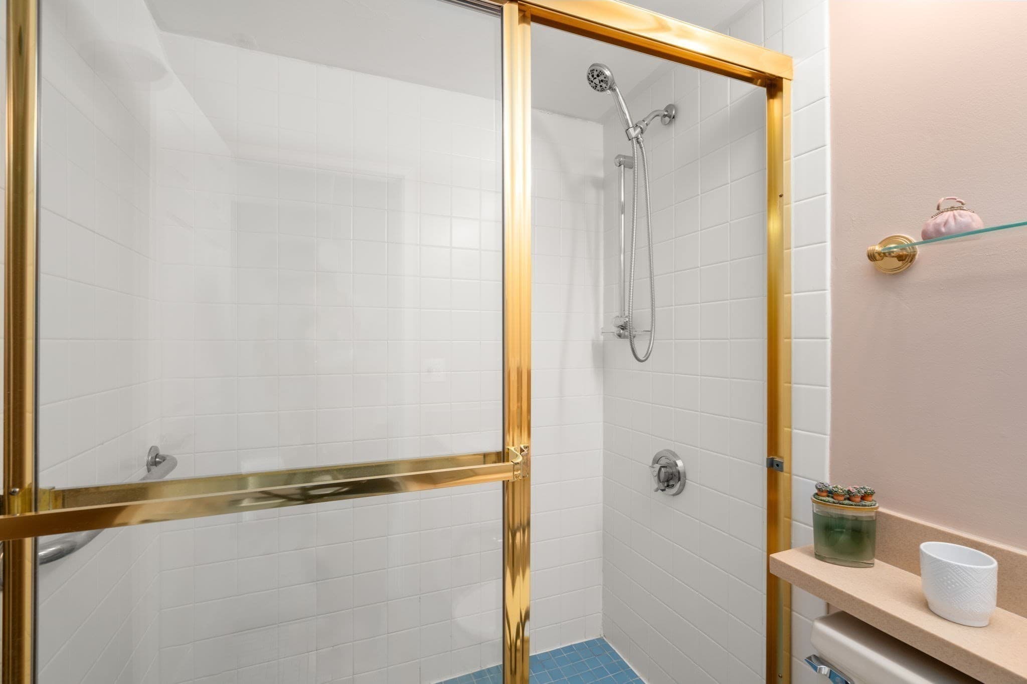 Condominium at 250 Hammond Pond Parkway # 705S, Newton MA 02467, Newton, photo 17 of 23
