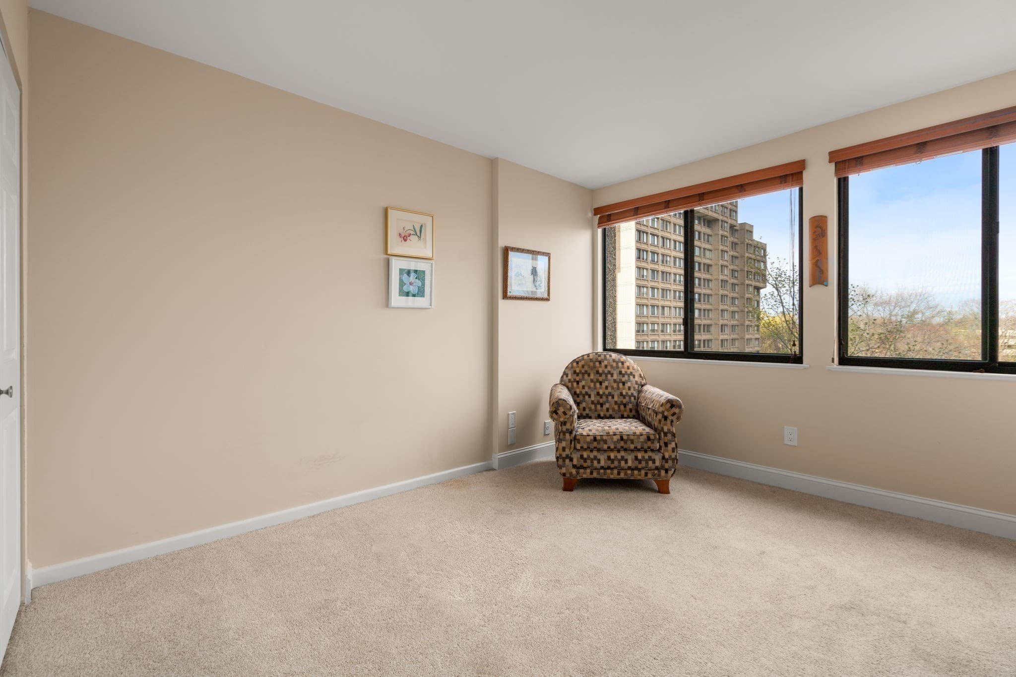 Condominium at 250 Hammond Pond Parkway # 705S, Newton MA 02467, Newton, photo 16 of 23