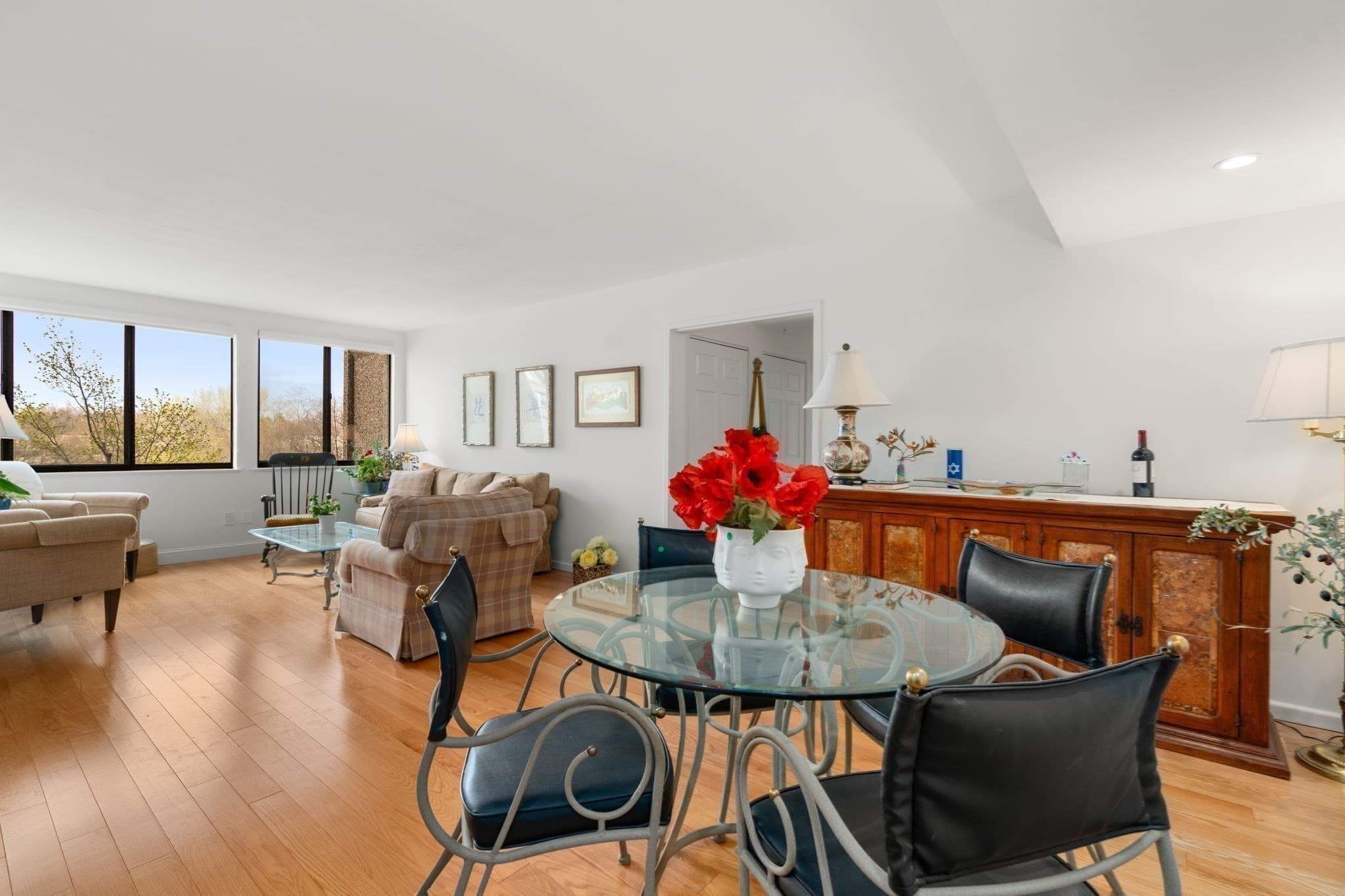 Condominium at 250 Hammond Pond Parkway # 705S, Newton MA 02467, Newton, photo 5 of 23