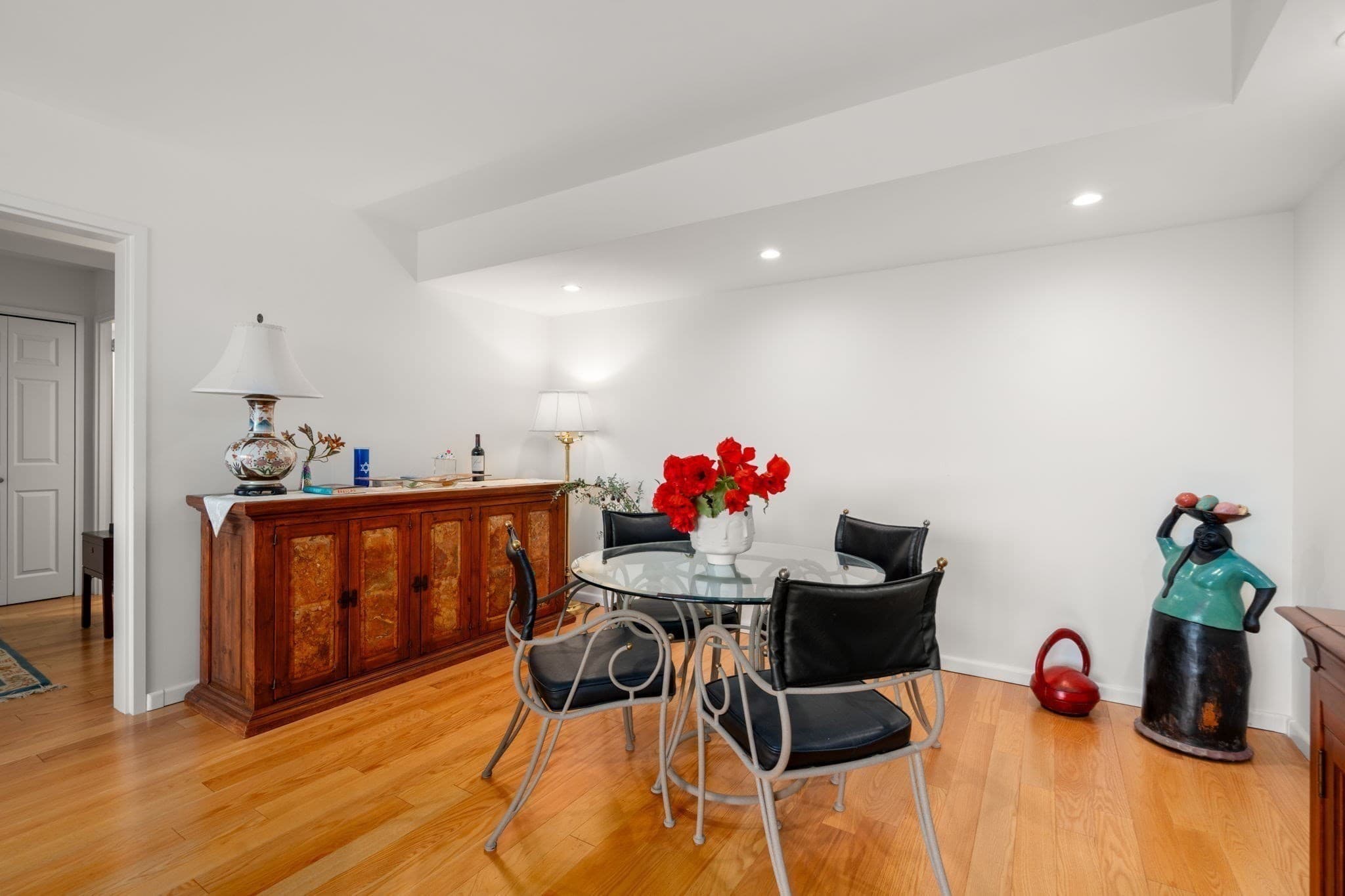 Condominium at 250 Hammond Pond Parkway # 705S, Newton MA 02467, Newton, photo 10 of 23