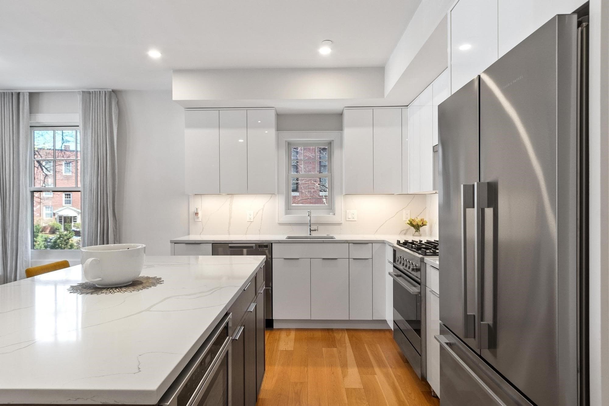 Condominium at 38 Englewood Ave # 1, Boston MA 02135, photo 3 of 25