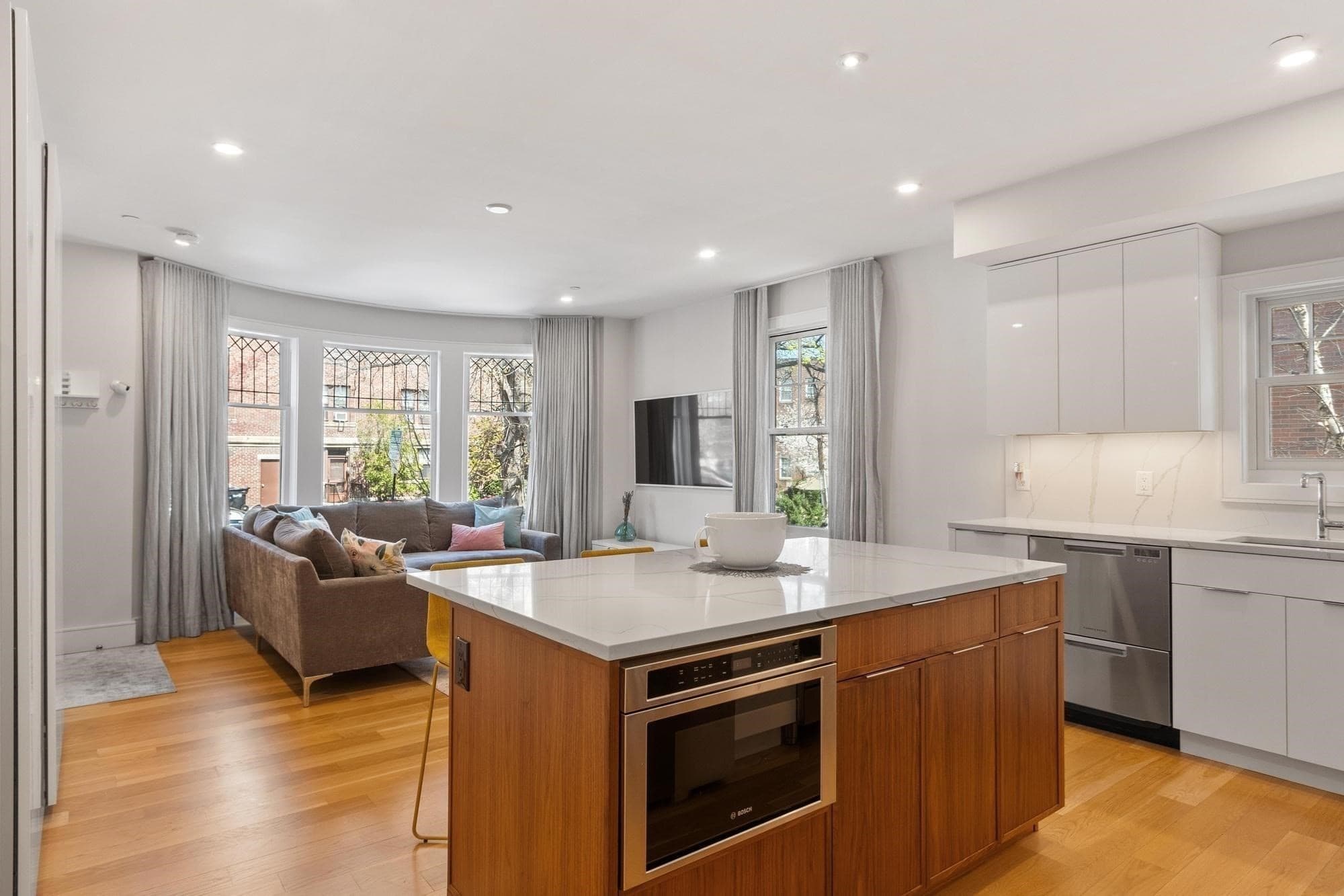 Condominium at 38 Englewood Ave # 1, Boston MA 02135, photo 5 of 25