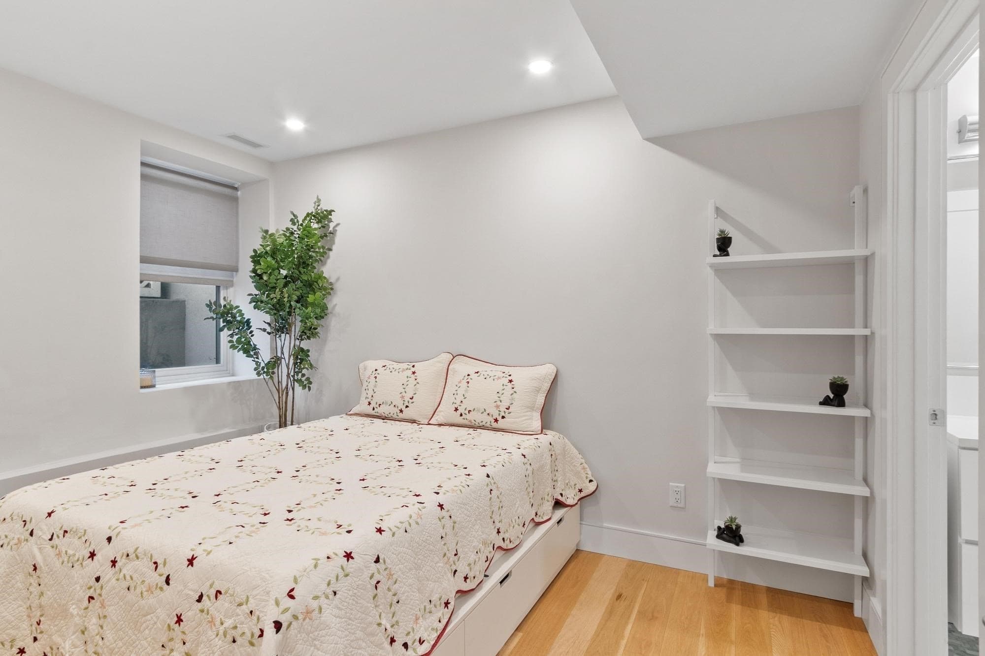 Condominium at 38 Englewood Ave # 1, Boston MA 02135, photo 14 of 25