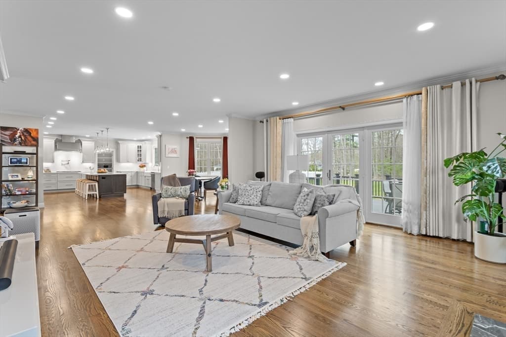 Single Family Residence at 14 Charles St, North Reading MA 01864, North Reading, photo 9 of 42