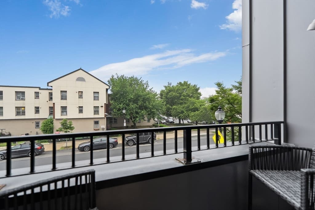 Condominium at 150 W Broadway # 203, Boston MA 02127, photo 14 of 17