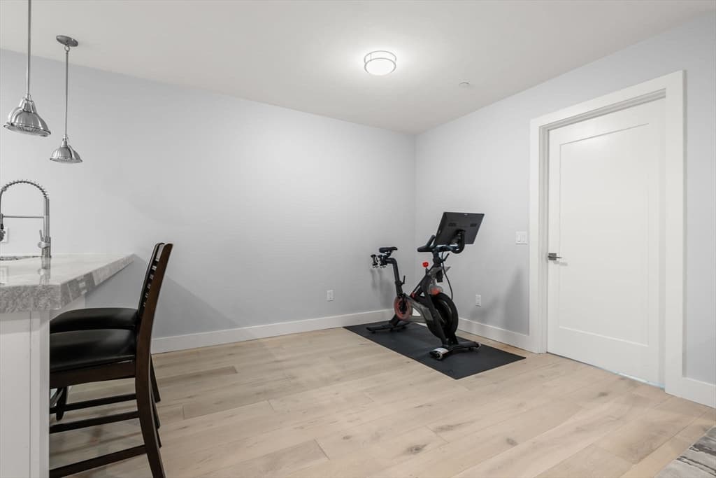 Condominium at 150 W Broadway # 203, Boston MA 02127, photo 4 of 17