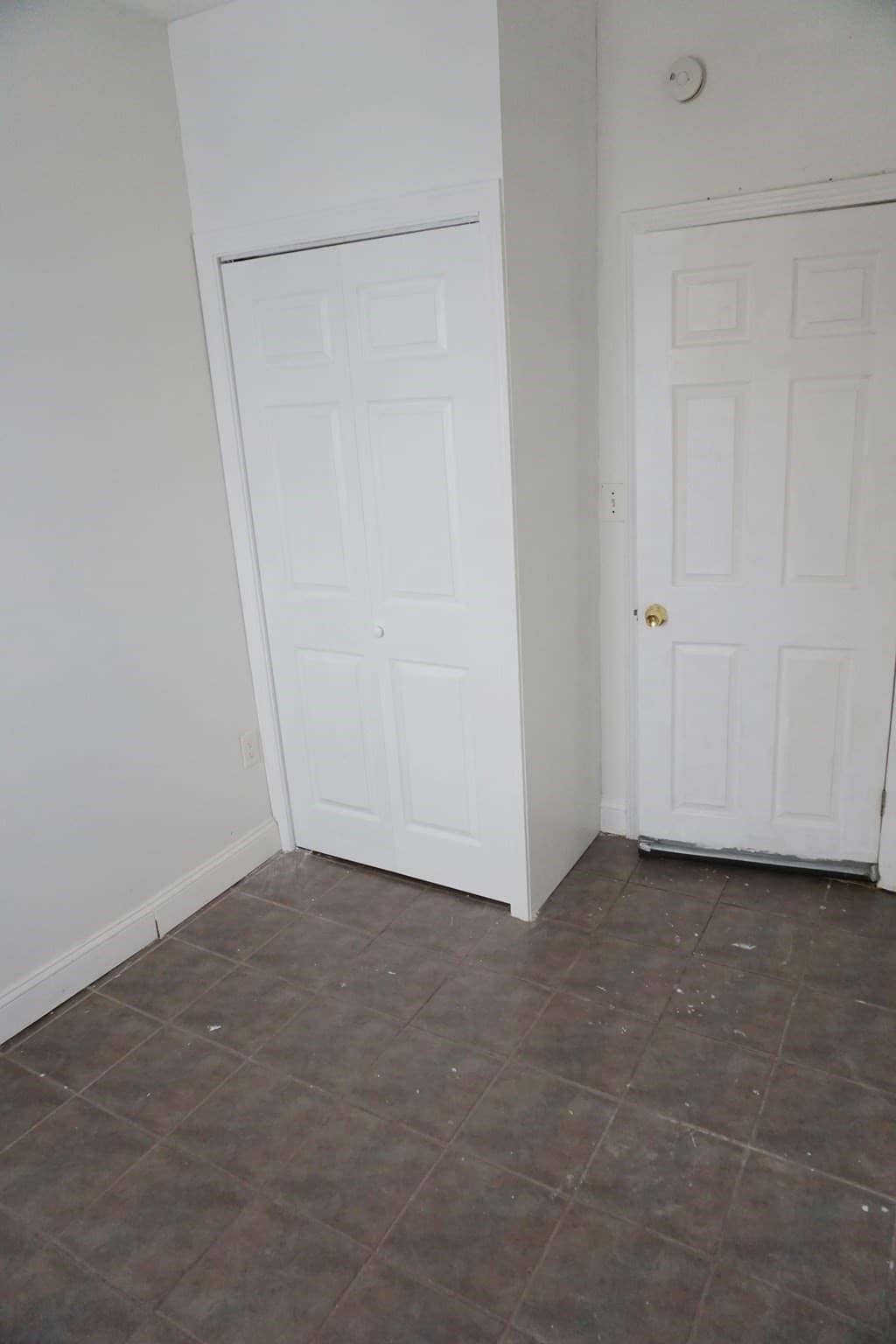 Multi Family at 27 Shaw St, Lowell MA 01851, photo 17 of 27