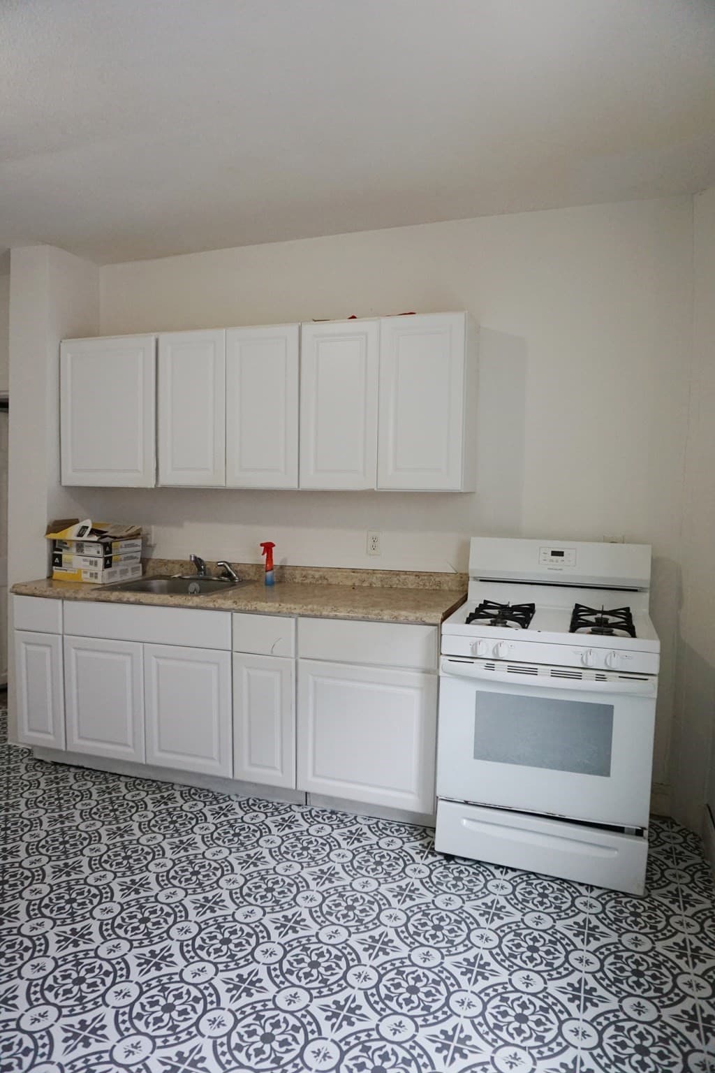 Multi Family at 27 Shaw St, Lowell MA 01851, photo 8 of 27