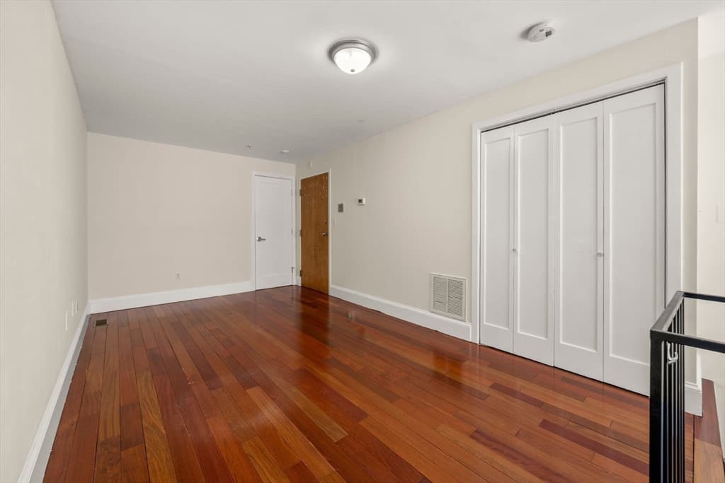 Condominium at 46 N Bennet St # 1, Boston MA 02113, photo 7 of 20
