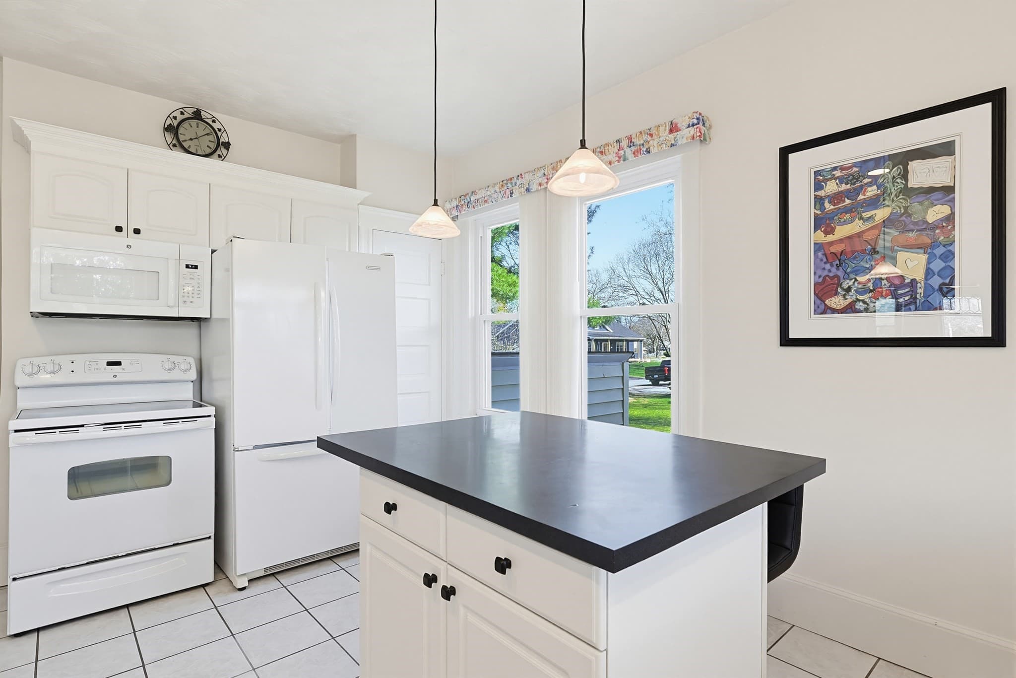 Multi Family at 319 Central Ave, Seekonk MA 02771, photo 9 of 36
