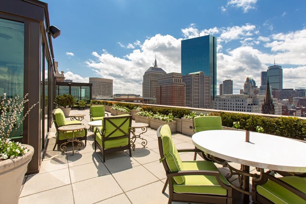 2 Commonwealth Avenue # 4, Boston MA 02116