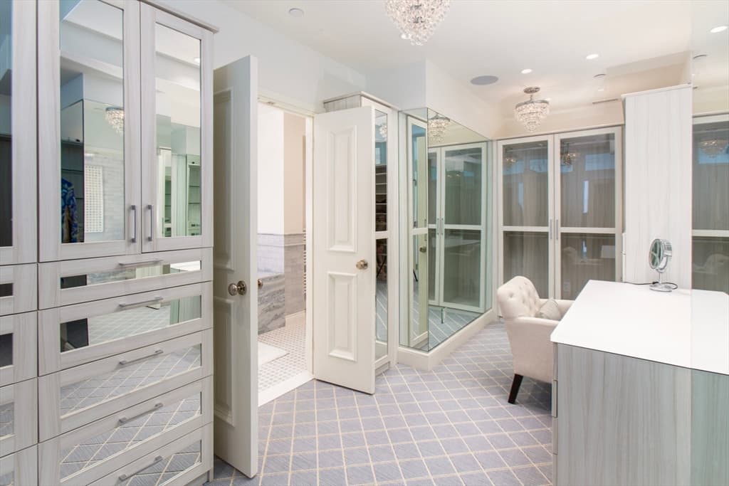 2 Commonwealth Avenue # 4, Boston MA 02116 photo 24