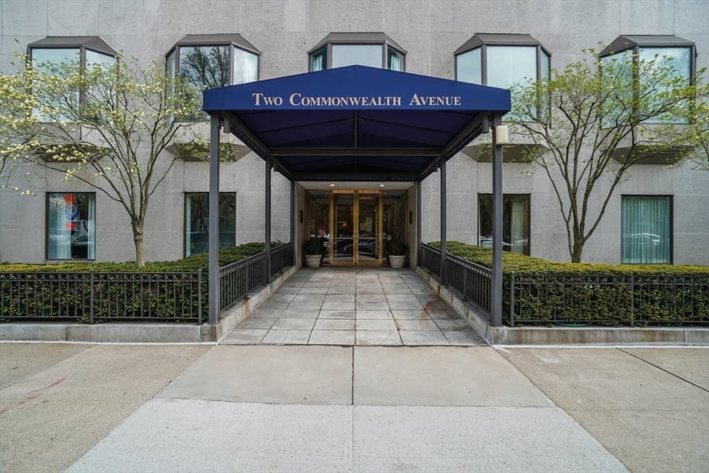 2 Commonwealth Avenue # 4, Boston MA 02116 photo 29