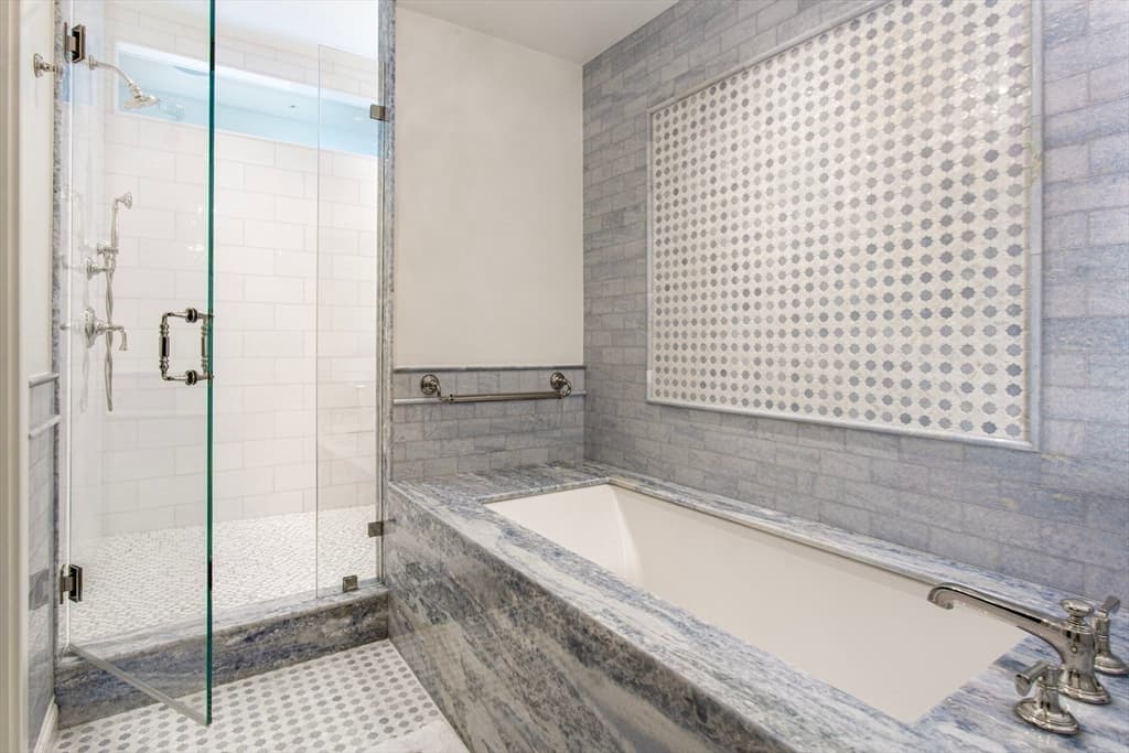 2 Commonwealth Avenue # 4, Boston MA 02116 photo 25