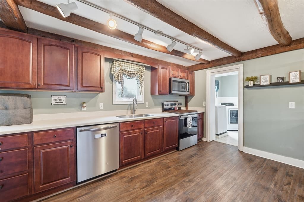 79 State Rd, Whately MA 01093 photo 10