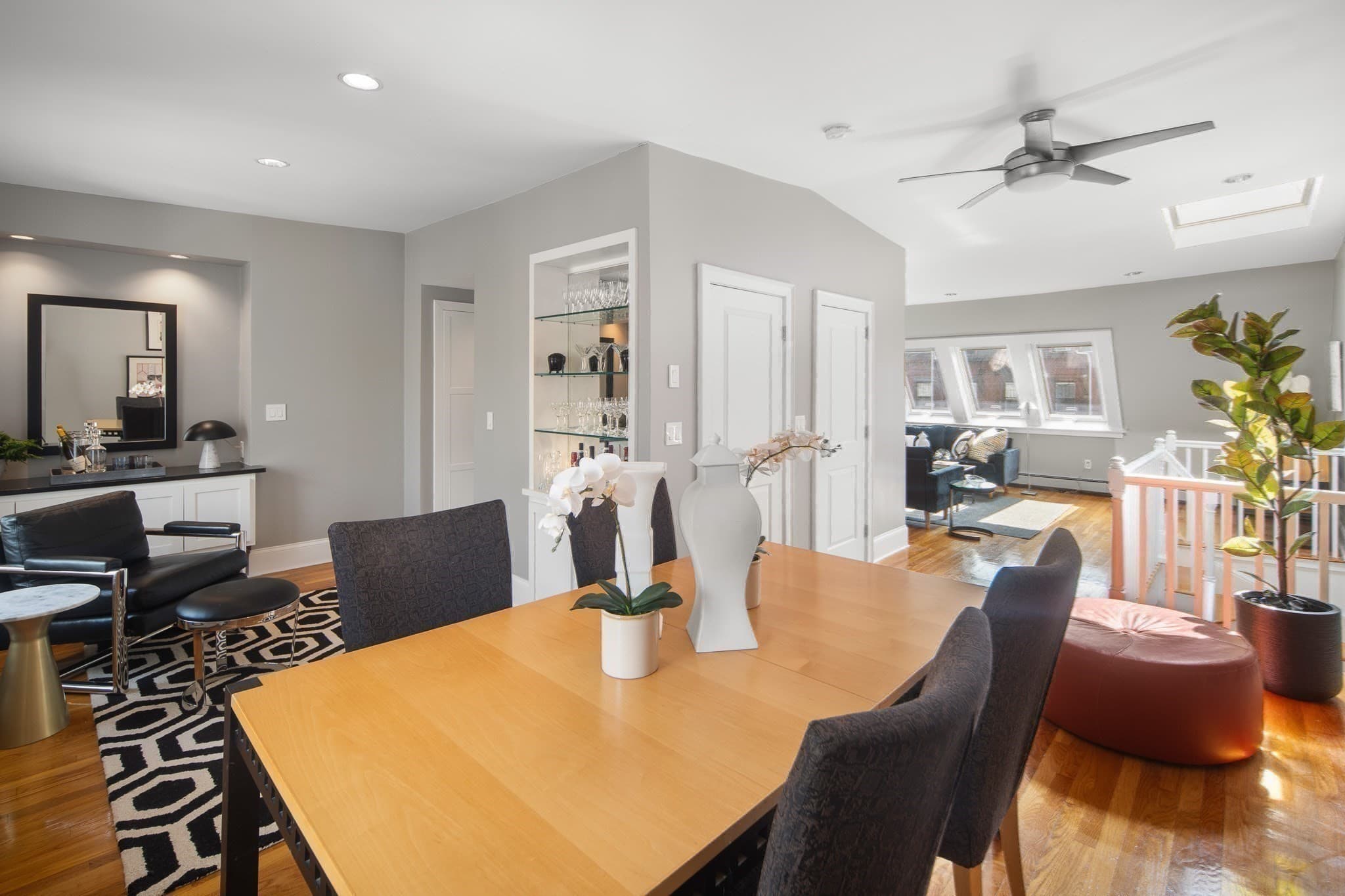 Condominium at 27 E Springfield St # 3, Boston MA 02118, photo 4 of 27