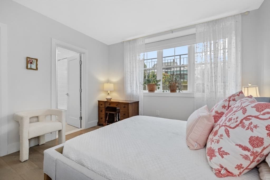24 Rush St # C, Somerville MA 02145 photo 12