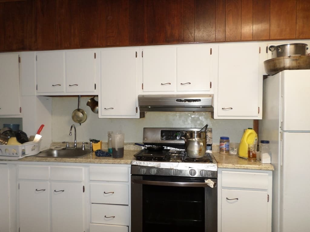3 Family at 139 Hawthorne St, Chelsea MA 02150, Chelsea, photo 11 of 17