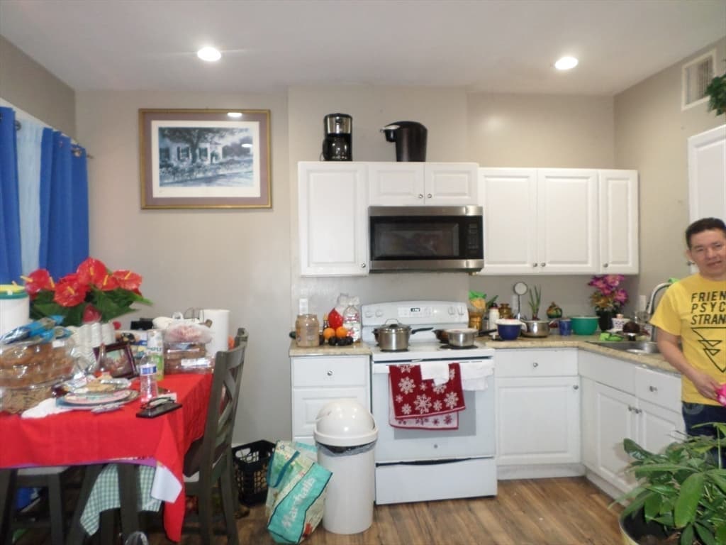 3 Family at 139 Hawthorne St, Chelsea MA 02150, Chelsea, photo 8 of 17