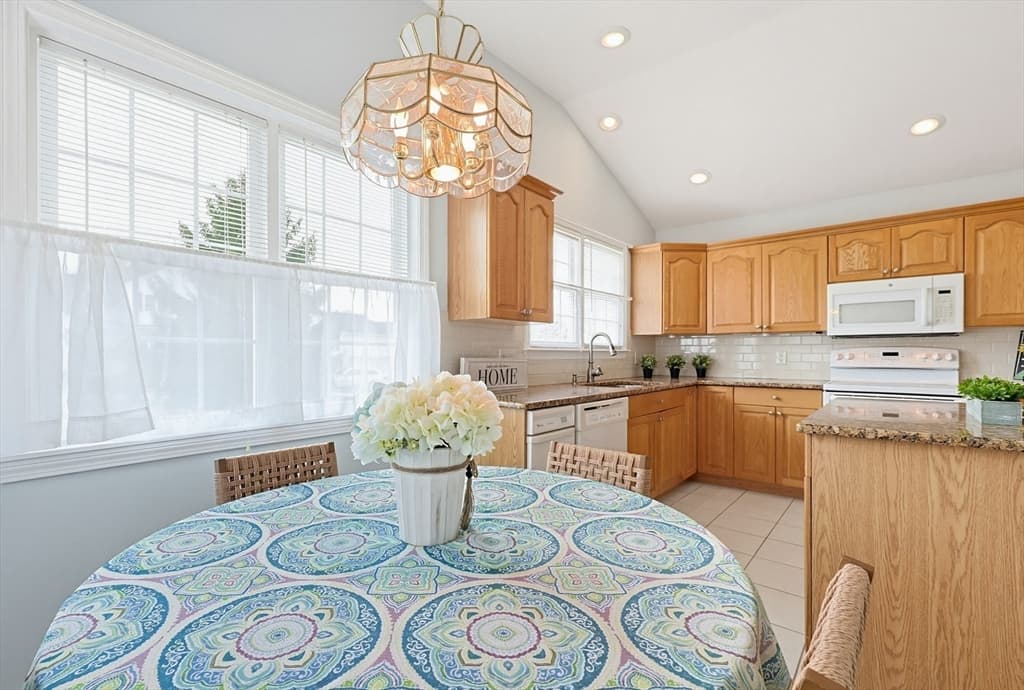 8 Aspen Way # 8, Franklin MA 02038