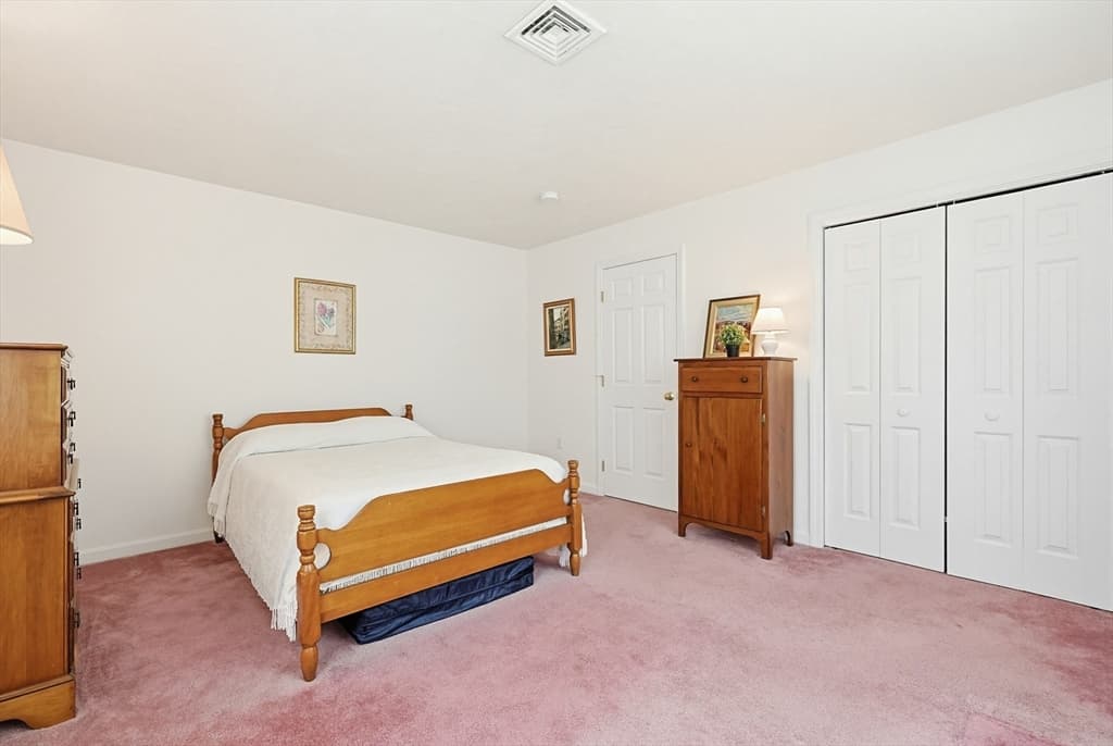 Condominium at 8 Aspen Way # 8, Franklin MA 02038, photo 30 of 41
