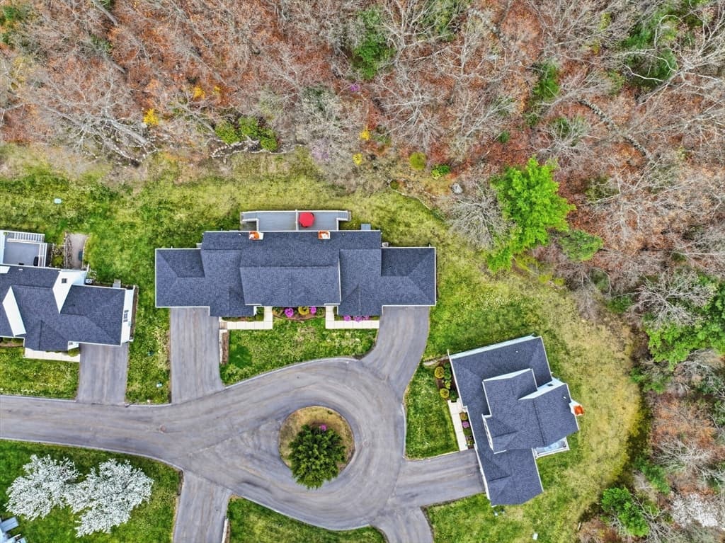 Condominium at 8 Aspen Way # 8, Franklin MA 02038, photo 39 of 41