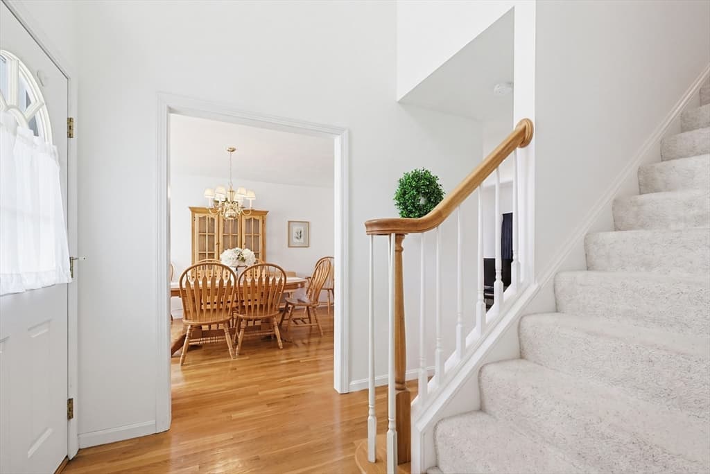 Condominium at 8 Aspen Way # 8, Franklin MA 02038, photo 25 of 41