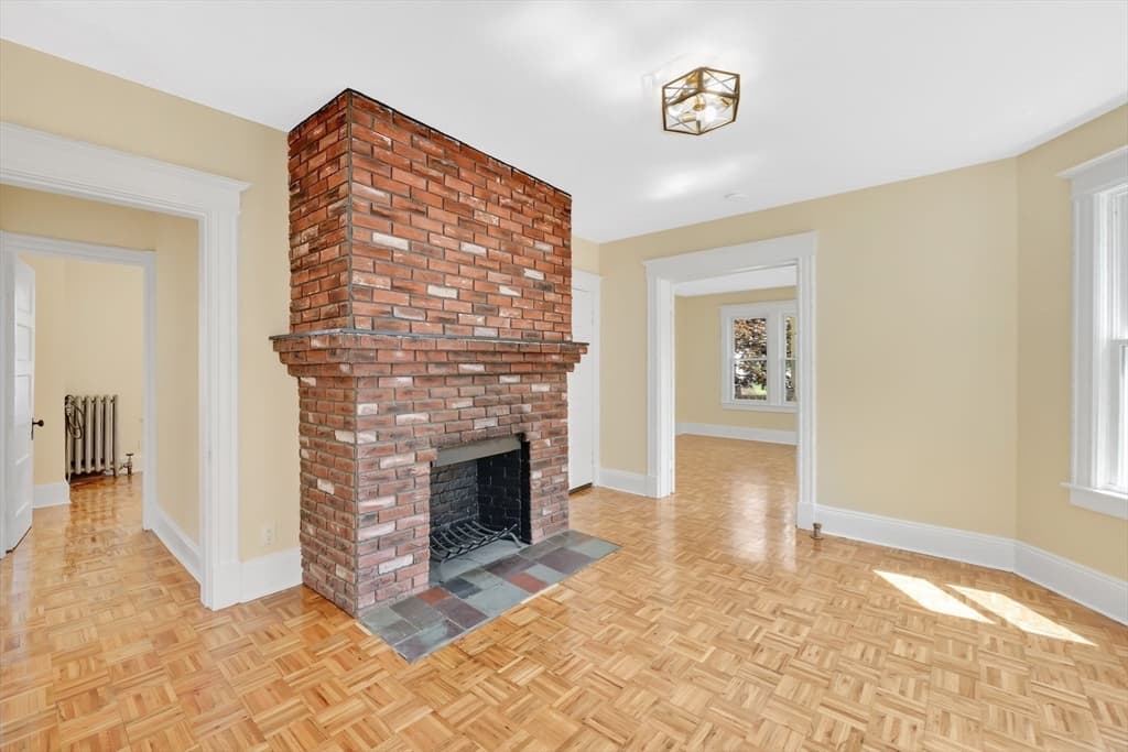 Multi Family at 24 Hiawatha St, Springfield MA 01108, Springfield, photo 9 of 38