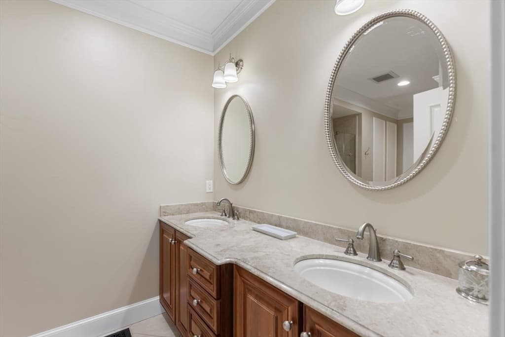 Condominium at 30 Nobscot Road # 2, Sudbury MA 01776, photo 33 of 37