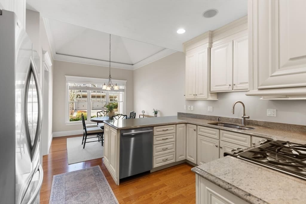 Condominium at 30 Nobscot Road # 2, Sudbury MA 01776, photo 8 of 37