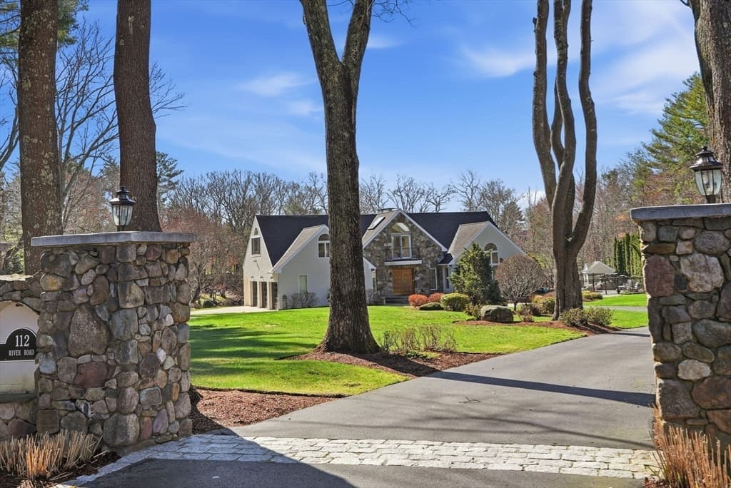 Single Family Residence at 112 River Rd, Hanover MA 02339, photo 37 of 41