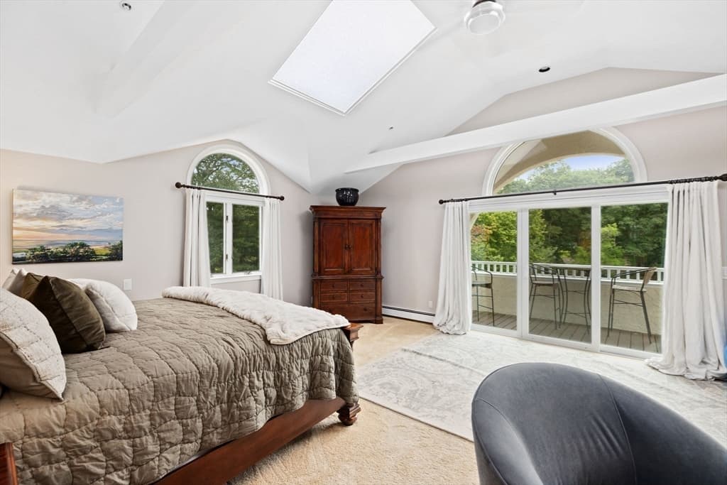 Single Family Residence at 112 River Rd, Hanover MA 02339, photo 11 of 41
