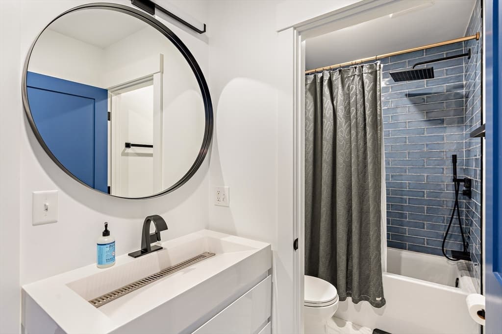 Condominium at 62 Governor Winthrop Rd # 1, Somerville MA 02145, photo 13 of 26
