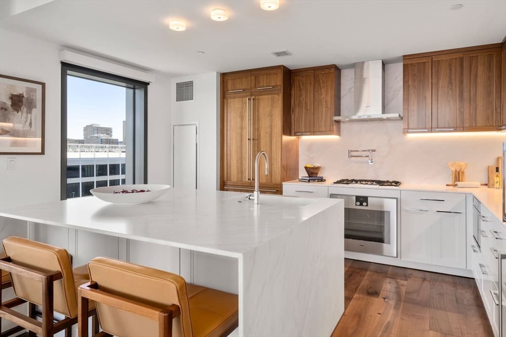Condominium at 300 Pier 4 Blvd # 6D, Boston MA 02110, photo 8 of 41