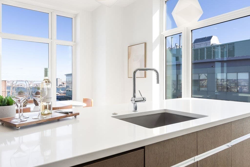 100 Lovejoy Wharf, Boston MA 02114