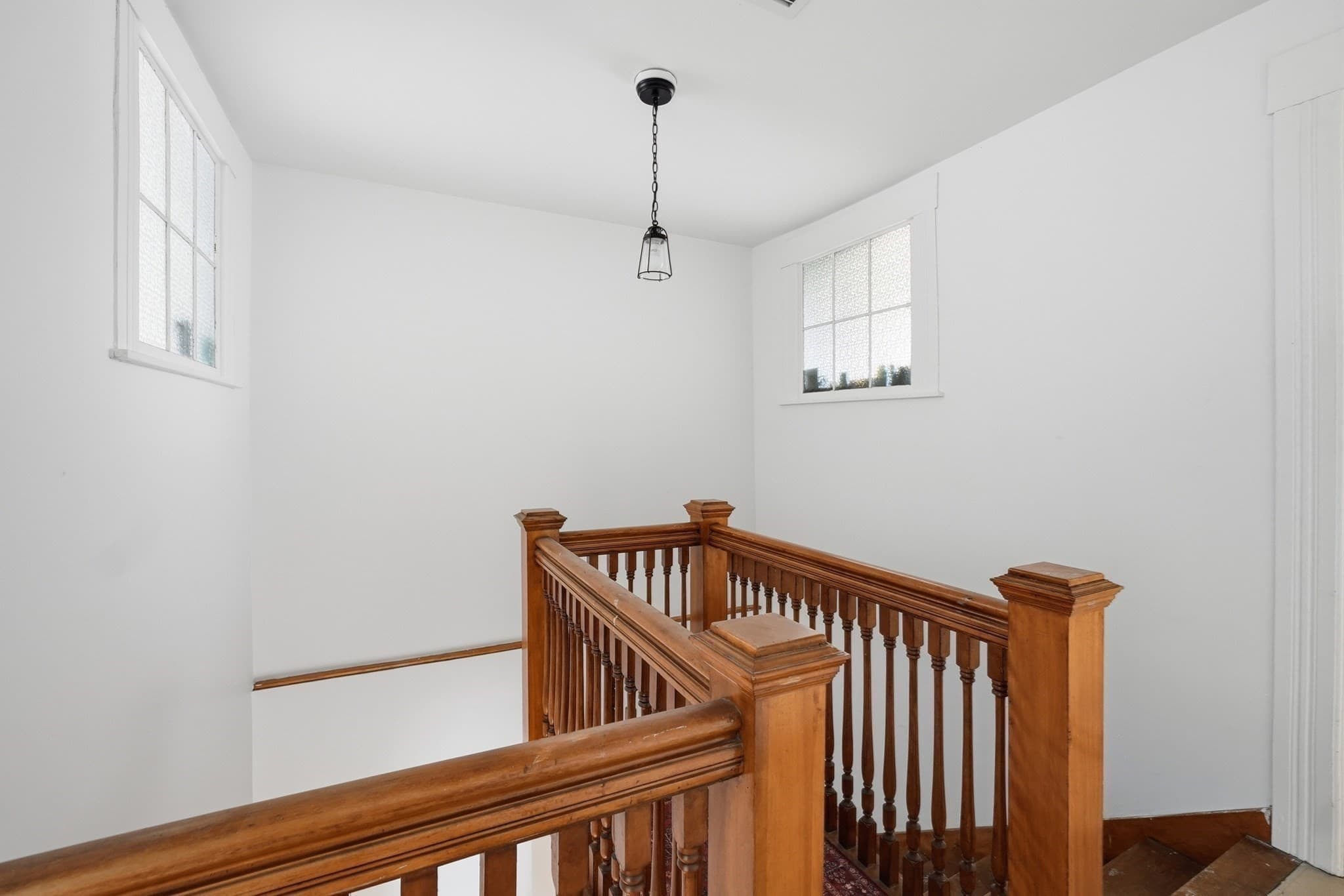 Single Family Residence at 8 Westland St, Worcester MA 01602, photo 27 of 40