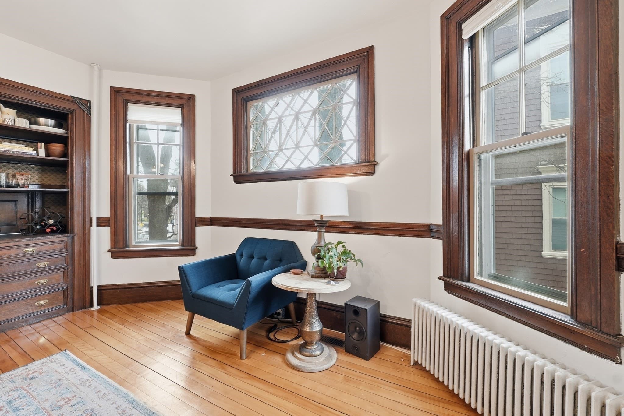 Single Family Residence at 8 Westland St, Worcester MA 01602, photo 6 of 40