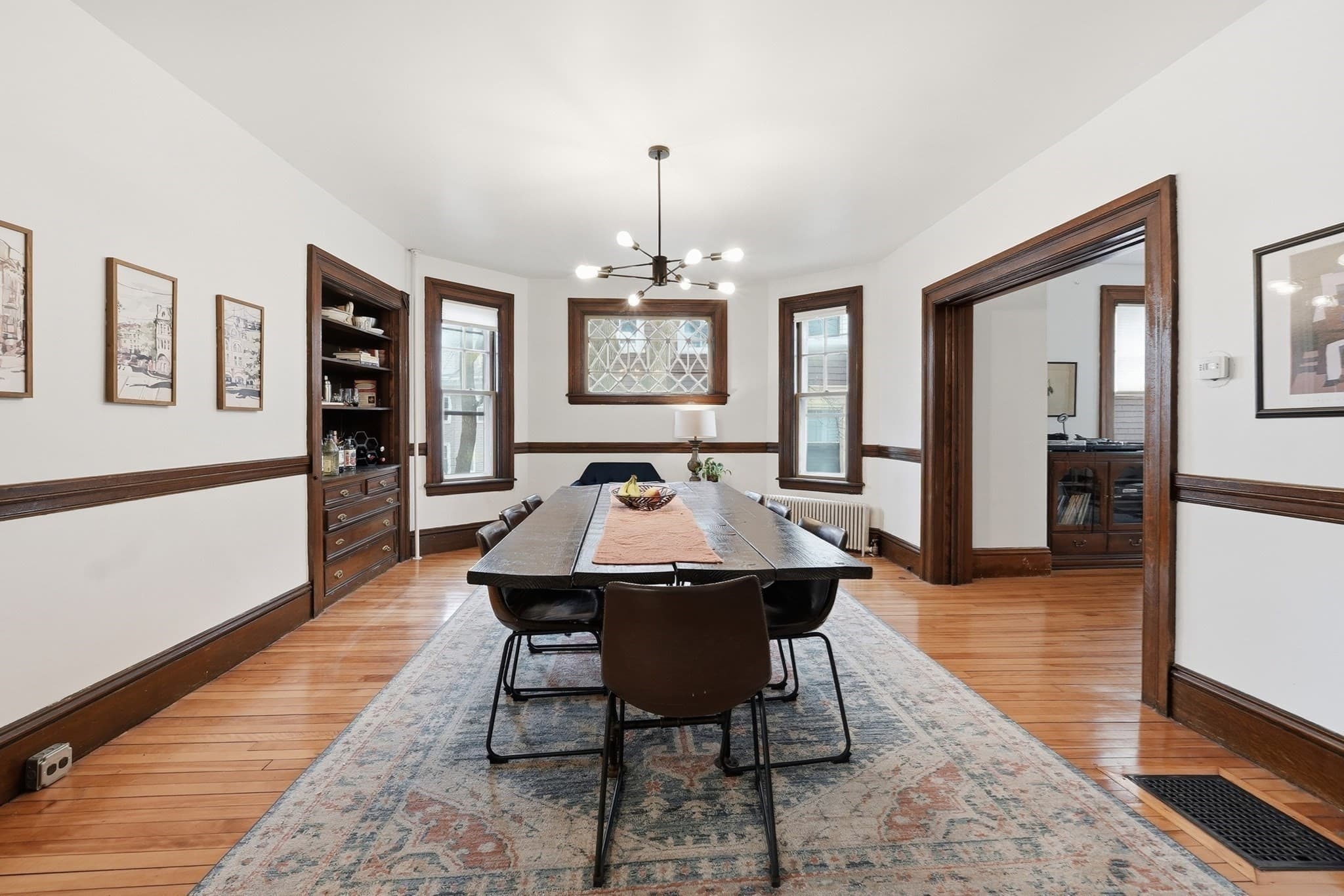 Single Family Residence at 8 Westland St, Worcester MA 01602, photo 7 of 40