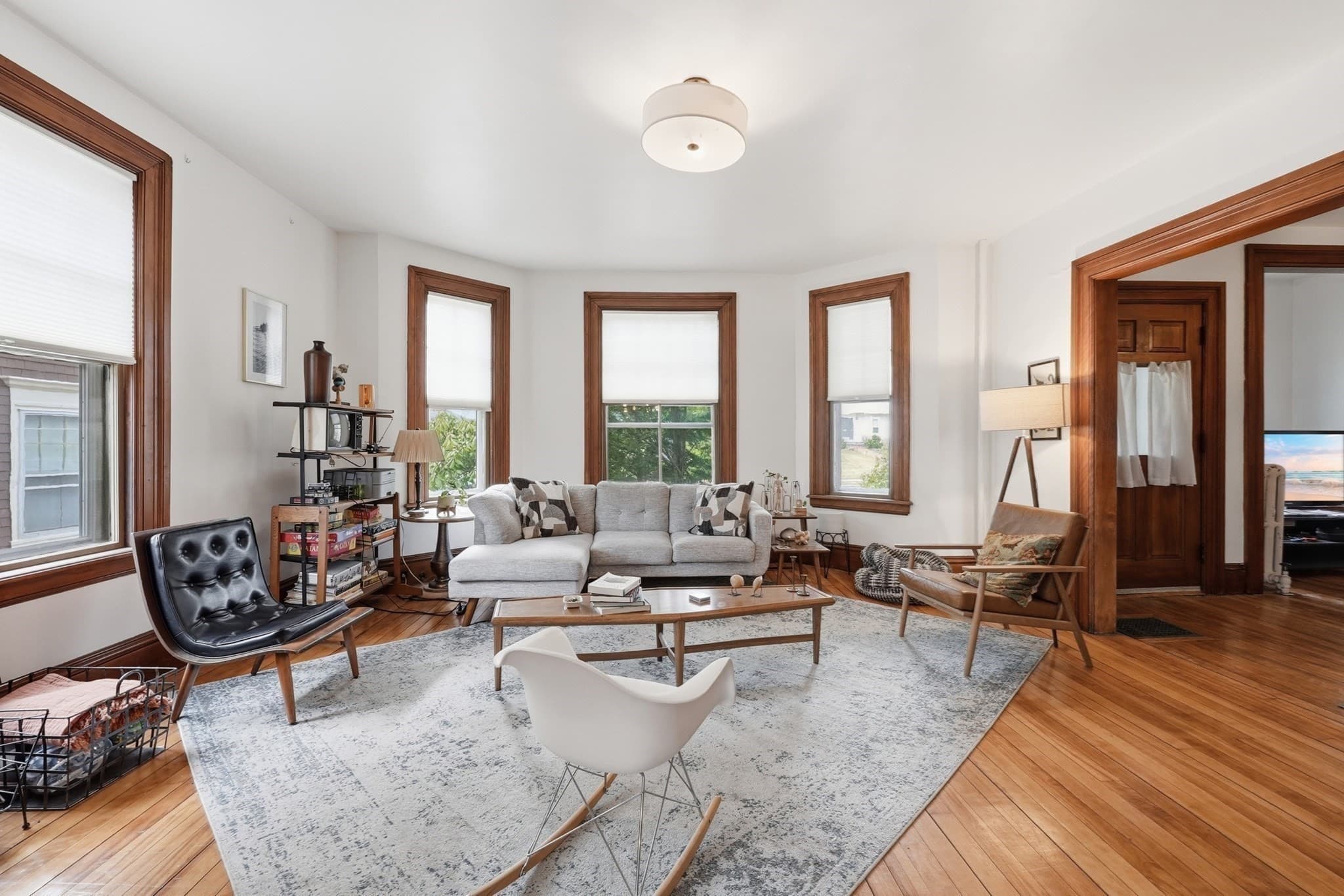 Single Family Residence at 8 Westland St, Worcester MA 01602, photo 14 of 40