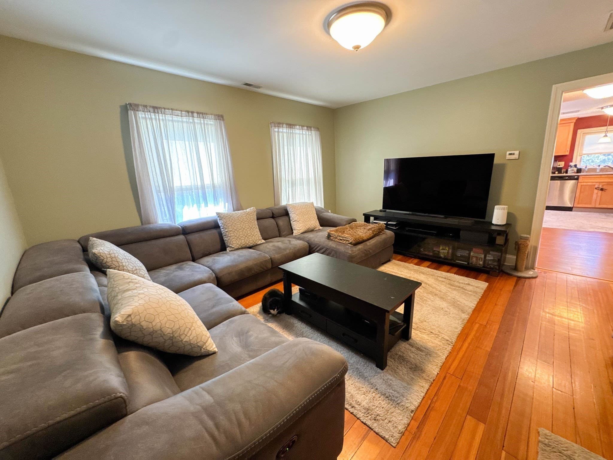 3 Family at 81-83 South Rd, Bedford MA 01730, photo 4 of 19