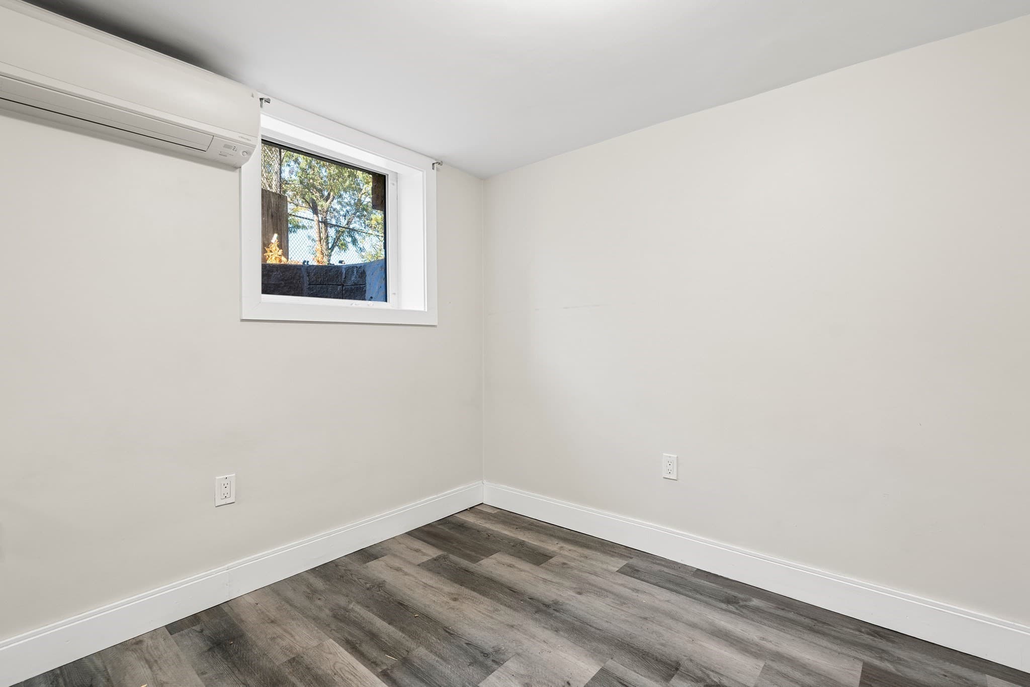 5-9 Family at 81 Chelsea St, Everett MA 02149, Everett, photo 11 of 23