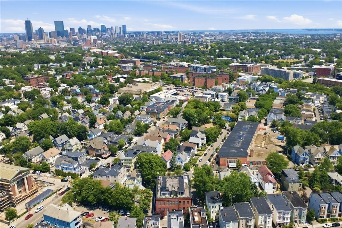 Condominium at 11 Wyman St # 2B, Boston MA 02130, photo 37 of 41