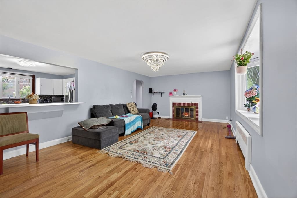 Single Family Residence at 26 Beulah St, Framingham MA 01701, photo 14 of 42