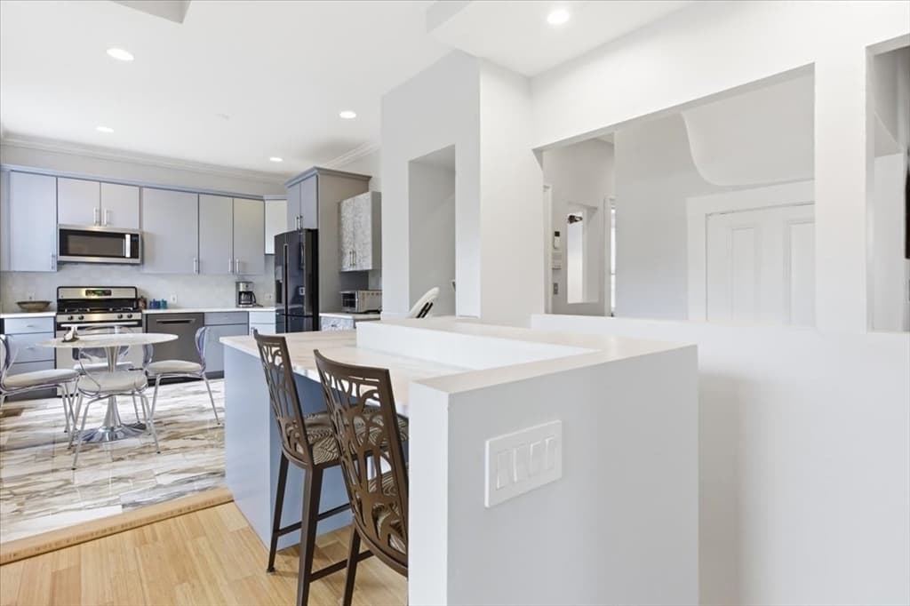 Condominium at 96 Seaverns Ave # 1, Boston MA 02130, photo 4 of 42