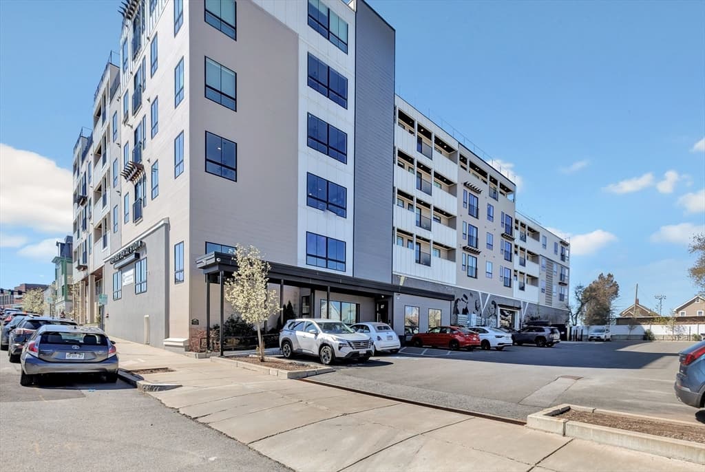 519 Broadway # 407, Somerville MA 02145 photo 40
