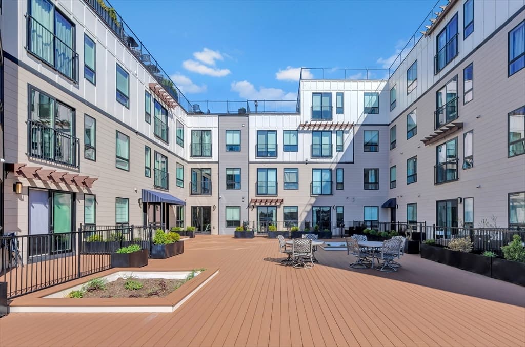519 Broadway # 407, Somerville MA 02145 photo 25