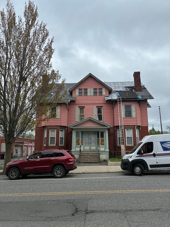 693 Dwight, Holyoke MA 01040