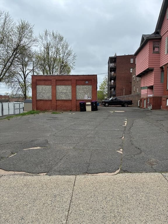 Commercial Sale at 693 Dwight, Holyoke MA 01040, Holyoke, photo 4 of 8
