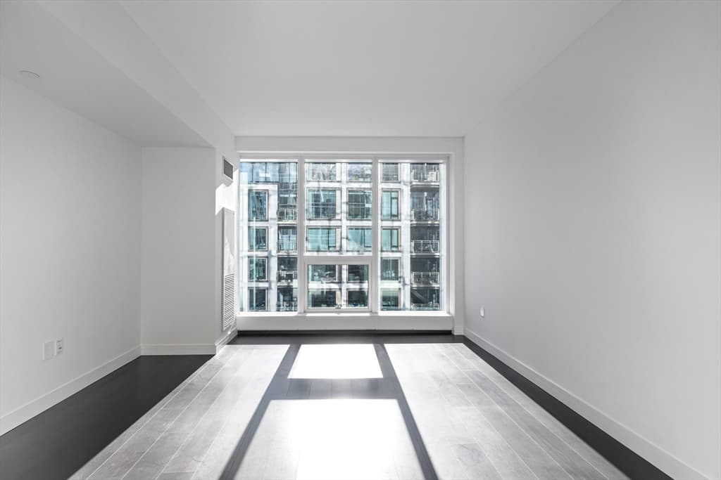 Condominium at 150 Seaport Blvd # 15F, Boston MA 02210, photo 11 of 30