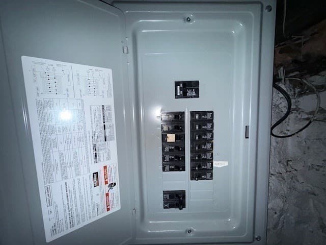 2 Family - 2 Units Up/Down at 159 Jefferson Avenue, Everett MA 02149, Everett, photo 36 of 39